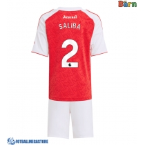 Fotballdrakt Barn Arsenal William Saliba #2 Hjemmedraktsett 2025-26 Kortermet (+ Korte bukser)